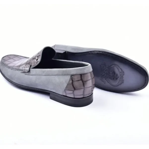 corrente_c_handsewn_suede_2-2.webp Flash Sale Corrente 3898C Handsewn Suede / Crocodile Print Loafers Grey