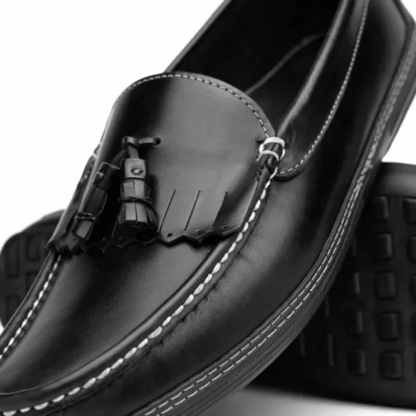 Cheap Handsewn Shoe Co. Fringe Tassel Driving Loafers Black