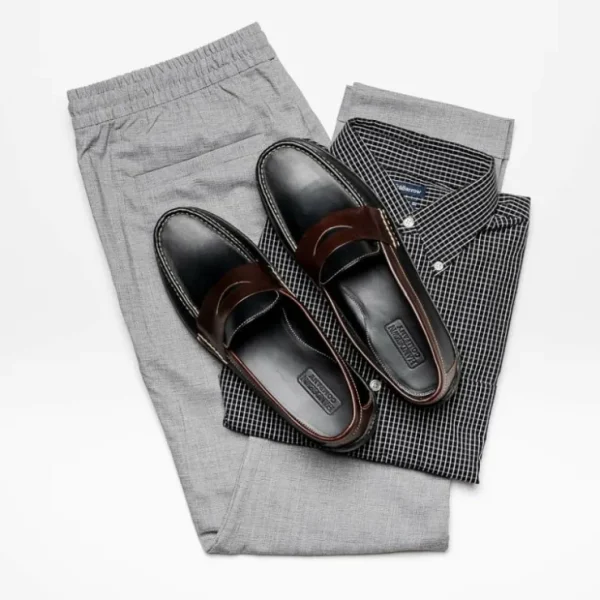 Fashion Handsewn Shoe Co. Penny Driver Black / Brown BlackBrown