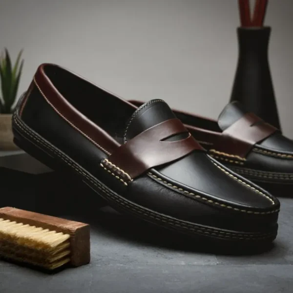 Fashion Handsewn Shoe Co. Penny Driver Black / Brown BlackBrown