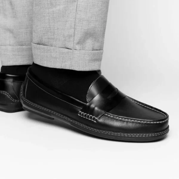 Fashion Handsewn Shoe Co. Penny Driver Black