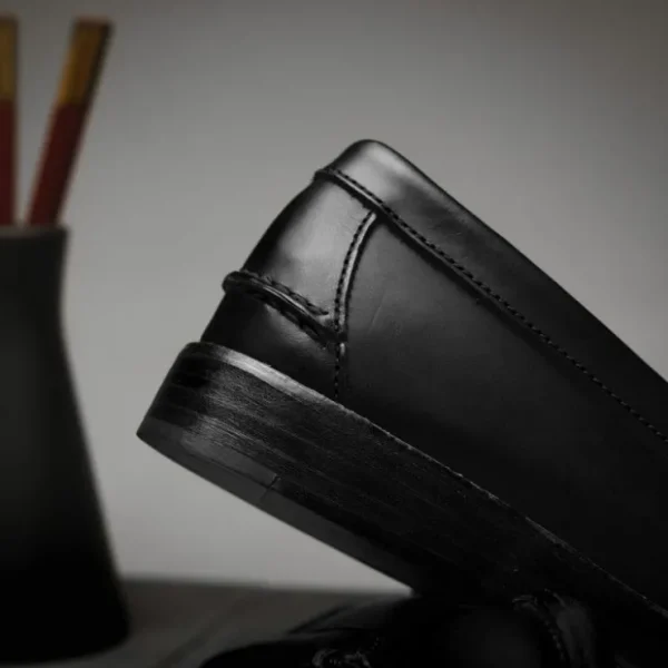 handsewn_shoe_co_tassel_k_11.webp Discount Handsewn Shoe Co. Tassel Kilt Loafer Black