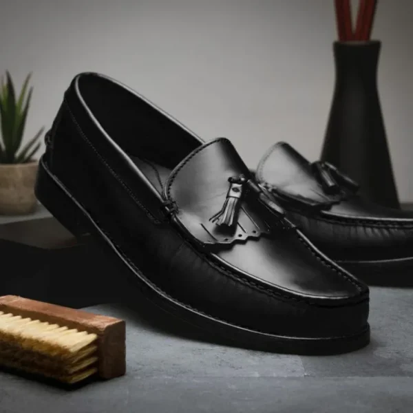 handsewn_shoe_co_tassel_k_9.webp Discount Handsewn Shoe Co. Tassel Kilt Loafer Black
