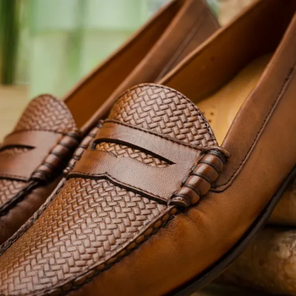 tb_phelps_preston_sheepsk_6.webp Discount T.B. Phelps TB Phelps Preston Sheepskin Penny Loafers Pecan