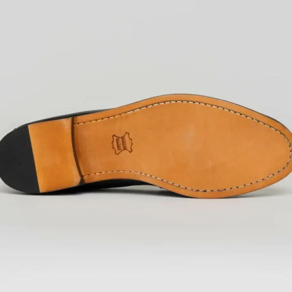 tb_phelps_the_shag_loafer_3.webp New T.B. Phelps TB Phelps The Shag Loafers Black / White