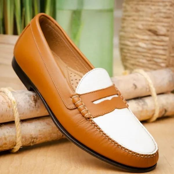 tb_phelps_the_shag_loafer_7-1.webp Best Sale T.B. Phelps TB Phelps The Shag Loafers Walnut / White