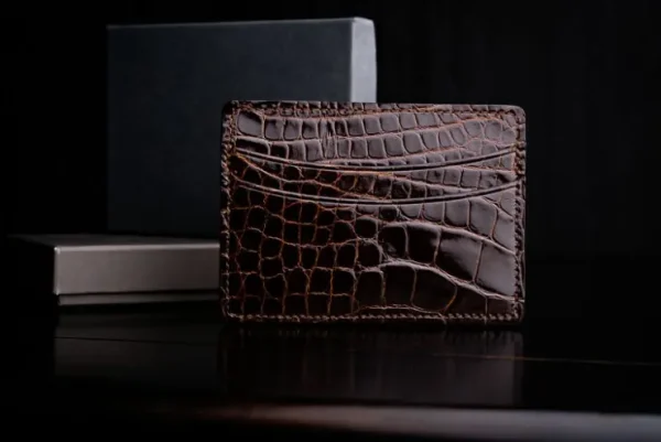 torino_leather_genuine_al_2-1.webp Flash Sale Torino Leather Genuine Alligator Card Case - brown