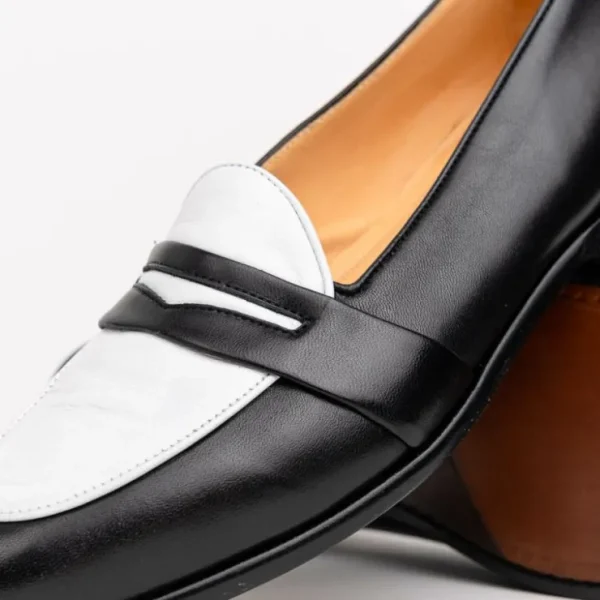 zelli_alba_calfskin_loafe_2.webp New Zelli Alba Calfskin Loafers Black / White (15-300-BKW)