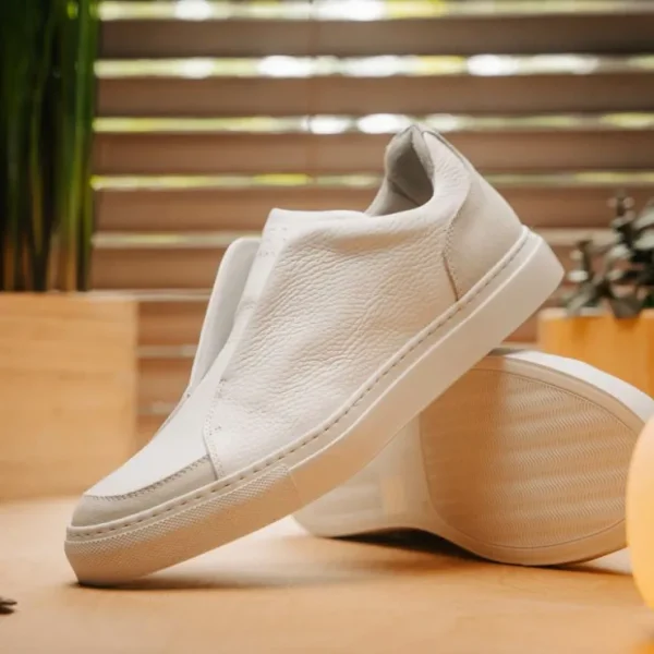 zelli_spettacolare_pebble_5-1.webp Shop Zelli Spettacolare Pebble Grain Slip On Sneakers (65-225-WHT) White